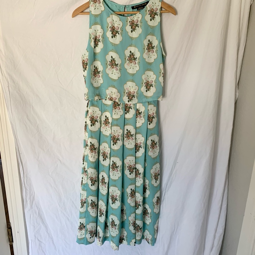Pakaj & Nidhi floral midi dress
